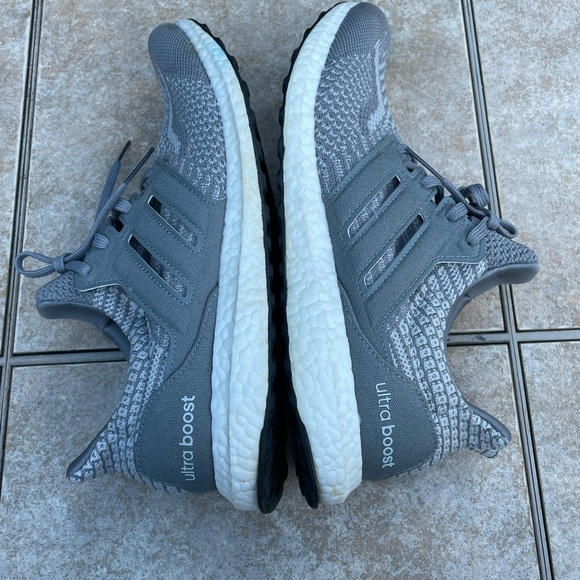 Adidas ULTRABOOST 5 DNA RUNNING LIFESTYLE SHOES - Picture 10 of 14